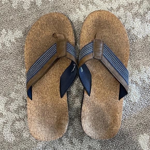Mens Goodfellows Flip Flops 